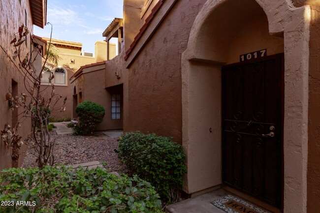 5640 Bell Rd in Scottsdale, AZ - Building Photo - Building Photo