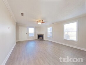 34 Inverness Trce in Jonesboro, GA - Foto de edificio - Building Photo