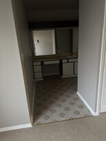 7005 Glen Pass in San Antonio, TX - Building Photo