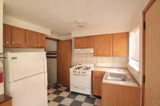 421 Franklin Ave in Pittsburgh, PA - Building Photo - Building Photo