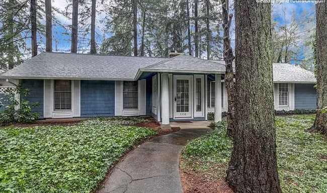property at 5333 SW Tree St