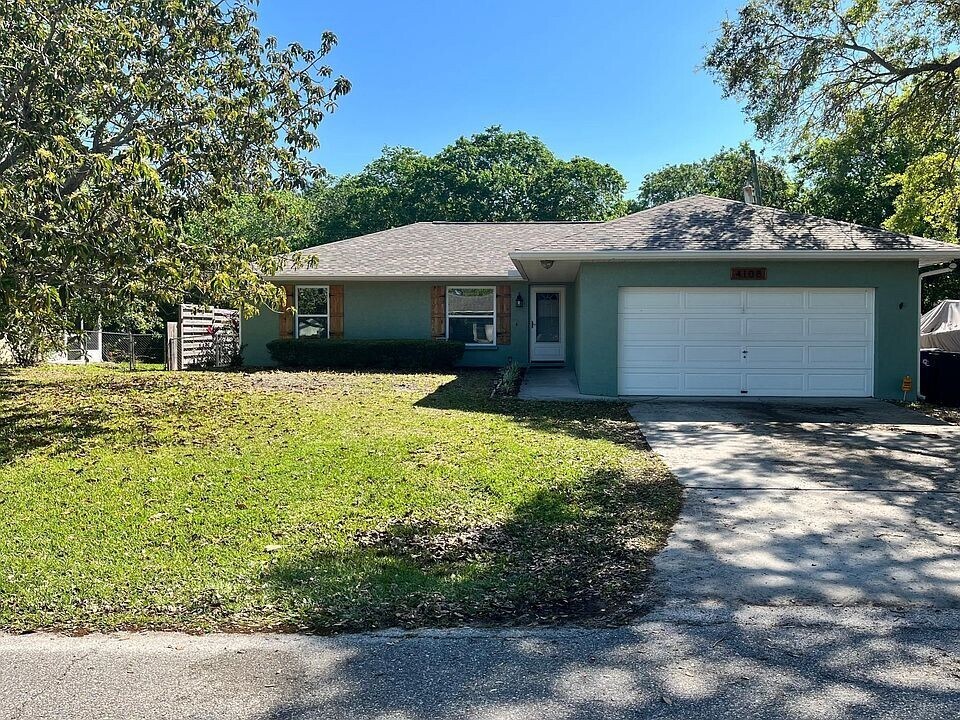 4108 4th Ave W in Palmetto, FL - Foto de edificio