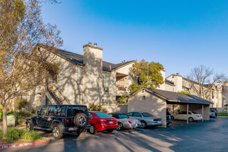 Jefferson Square in San Jose, CA - Building Photo - Building Photo