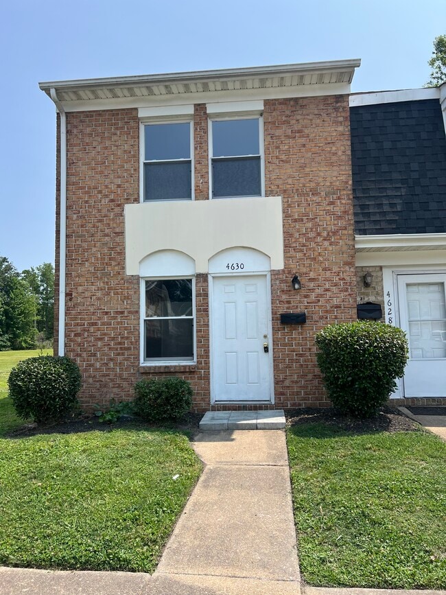 property at 4630 Greenwood Dr