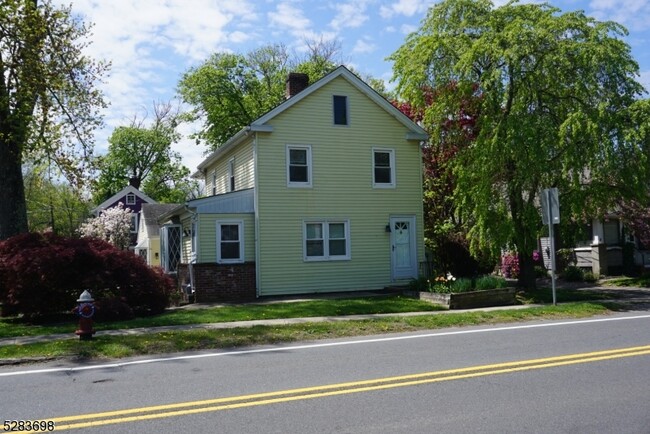 12 Union St in Franklin Township, NJ - Building Photo - Building Photo