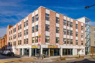 3755 Saint-Dominique in Montréal, QC - Building Photo - Primary Photo