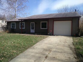 5921 Milhouse Ct in Indianapolis, IN - Building Photo
