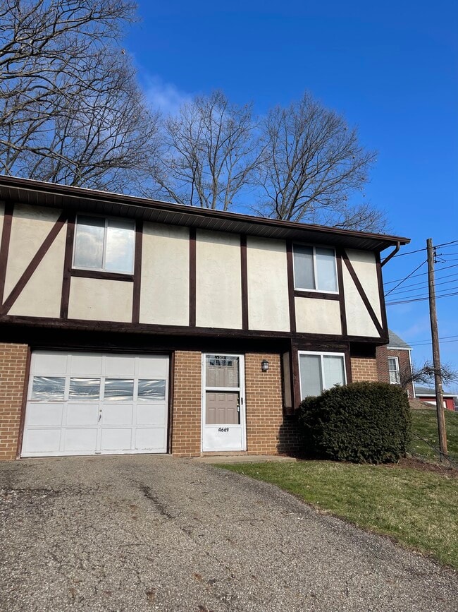 4669 17th St NW Rentals in Canton, OH