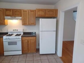 26 Lone Tree Rd, Unit A in Dennisport, MA - Building Photo - Building Photo