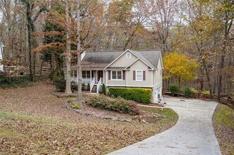 225 Hawkins Farm Cir in Ball Ground, GA - Building Photo - Building Photo