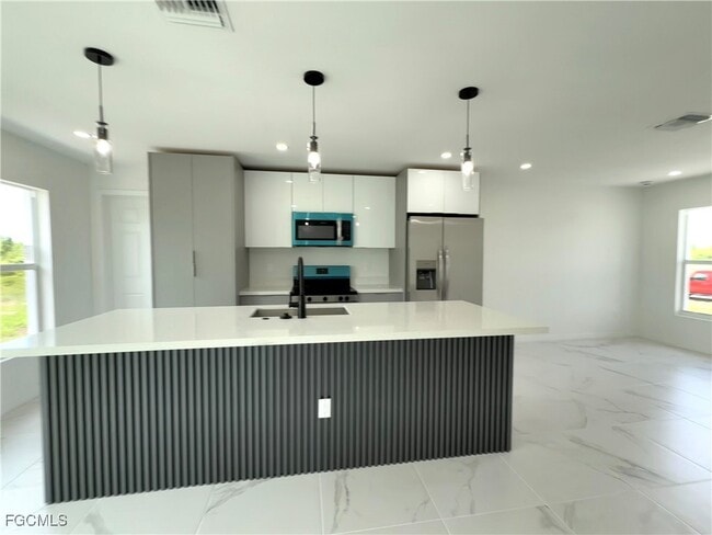 property at 206 Pembroke St