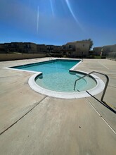 Mountain Shadows Apartments in Palmdale, CA - Building Photo - Building Photo