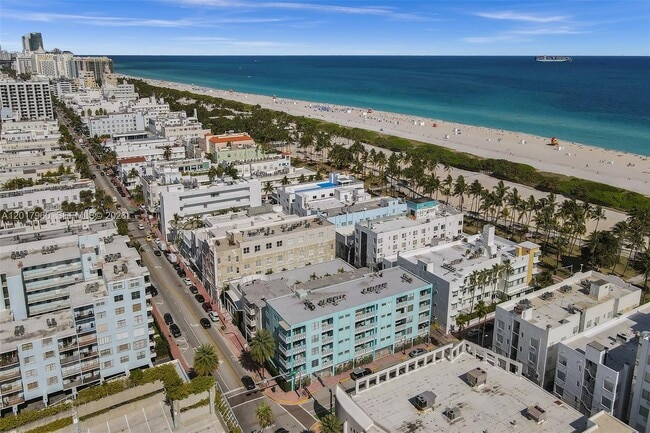 property at 713 Collins Ave