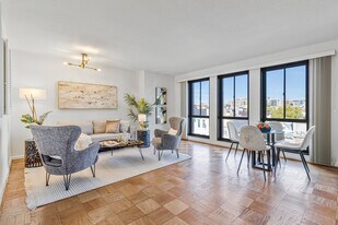 1280 21st St NW in Washington, DC - Building Photo