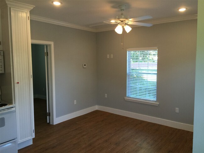 property at 1107 13th St