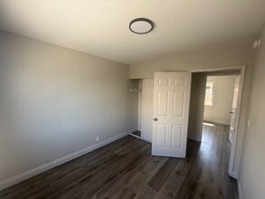 5955 Main St in Los Angeles, CA - Building Photo - Building Photo