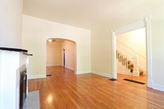 2143 W Bowler St in Chicago, IL - Building Photo - Building Photo