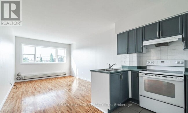 property at 2831 Kingston Rd