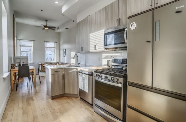 301 Madison St, Unit 4S