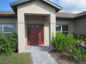 2921 NW 18th Terrace in Cape Coral, FL - Building Photo - Building Photo