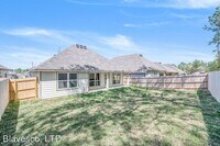 106 Alessandra Way photo'