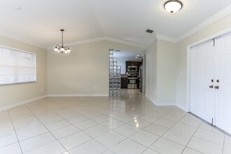 15439 SW 172nd Terrace in Miami, FL - Building Photo - Building Photo