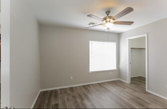 6252 S 15th Dr in Phoenix, AZ - Building Photo - Building Photo