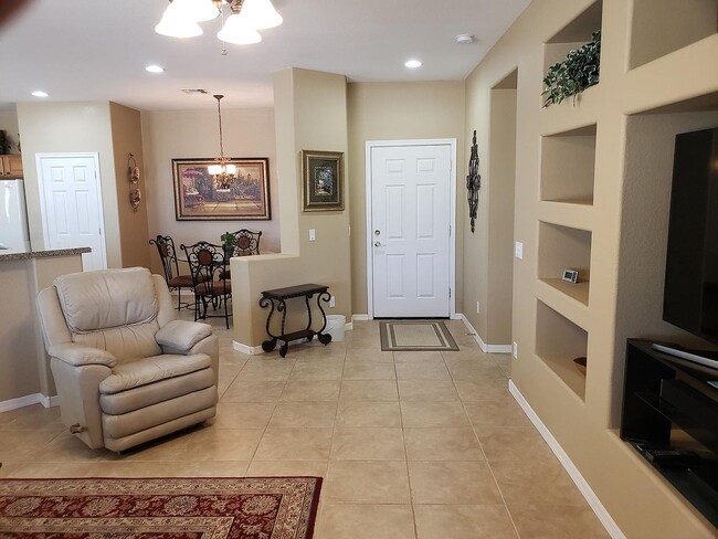3818 E Hazeltine Way in Chandler, AZ - Building Photo - Building Photo