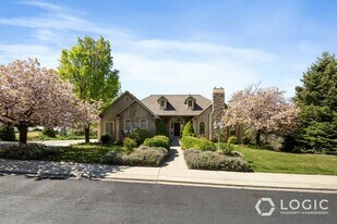 9223 Silver Lake Dr in Cedar Hills, UT - Building Photo