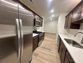 45 Spanish Trail Dr in Cedar City, UT - Foto de edificio - Building Photo