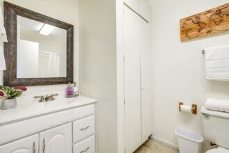 3420 Santa Maria Way in Santa Maria, CA - Building Photo - Building Photo