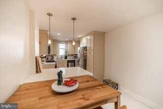 2978 E Thompson St in Philadelphia, PA - Building Photo - Building Photo