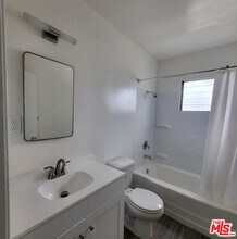 933 S Norton Ave in Los Angeles, CA - Building Photo - Building Photo