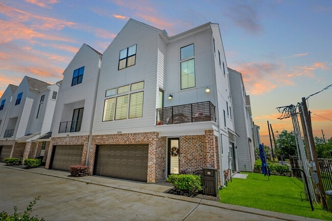 property at 3314 Hutchins St