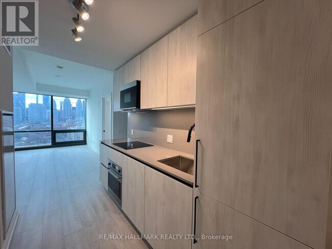 35 Parliament St in Toronto, ON - Building Photo - Building Photo