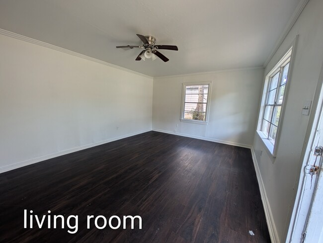 4909 Gum St in North Little Rock, AR - Building Photo - Building Photo