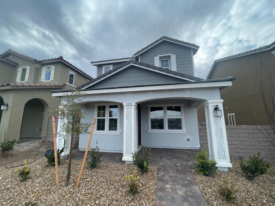 3540 Dimora St in Henderson, NV - Building Photo