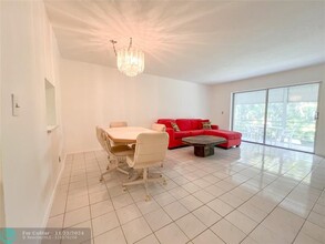 1445 Atlantic Shores Blvd in Hallandale Beach, FL - Building Photo - Building Photo