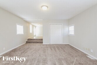 2113 Mayfair Dr in Indianapolis, IN - Building Photo - Building Photo