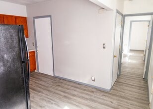 3023 Parkside Ave in Rockford, IL - Building Photo - Building Photo