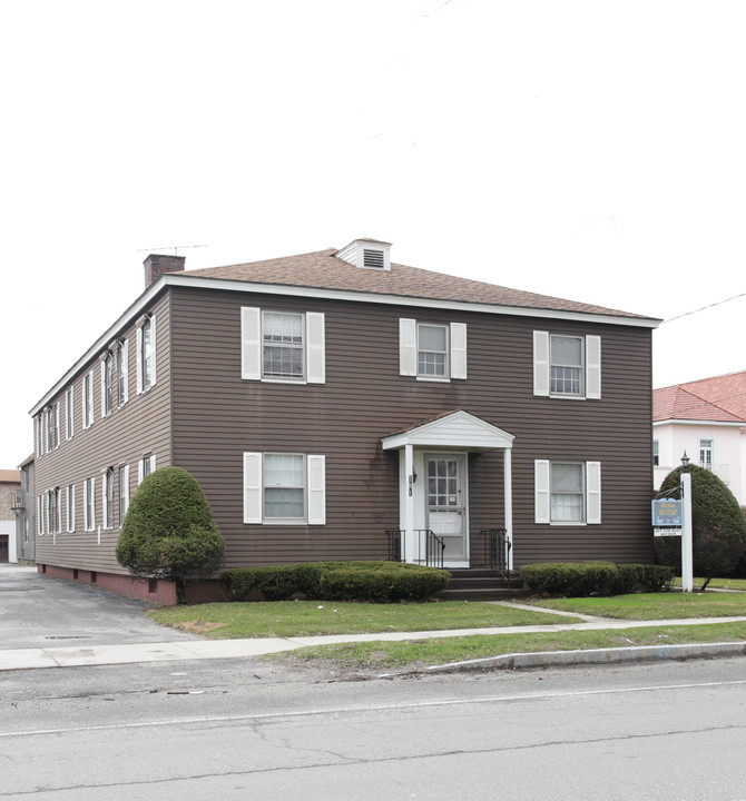 181 Elm St in Pittsfield, MA - Foto de edificio