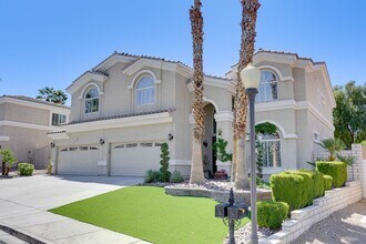 73 Teton Pines Dr in Henderson, NV - Building Photo - Building Photo