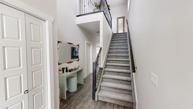 14948-1102A 102A St in Grande Prairie, AB - Building Photo - Building Photo