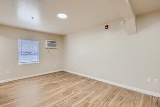 Carr St Flats in Lakewood, CO - Building Photo - Building Photo