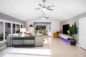 1019 NE 115th St in Biscayne Park, FL - Building Photo - Building Photo