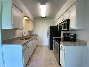 6510 Cinnamon Oaks Dr in Dallas, TX - Building Photo - Building Photo