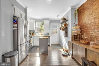 2531 Collins St in Philadelphia, PA - Building Photo - Building Photo