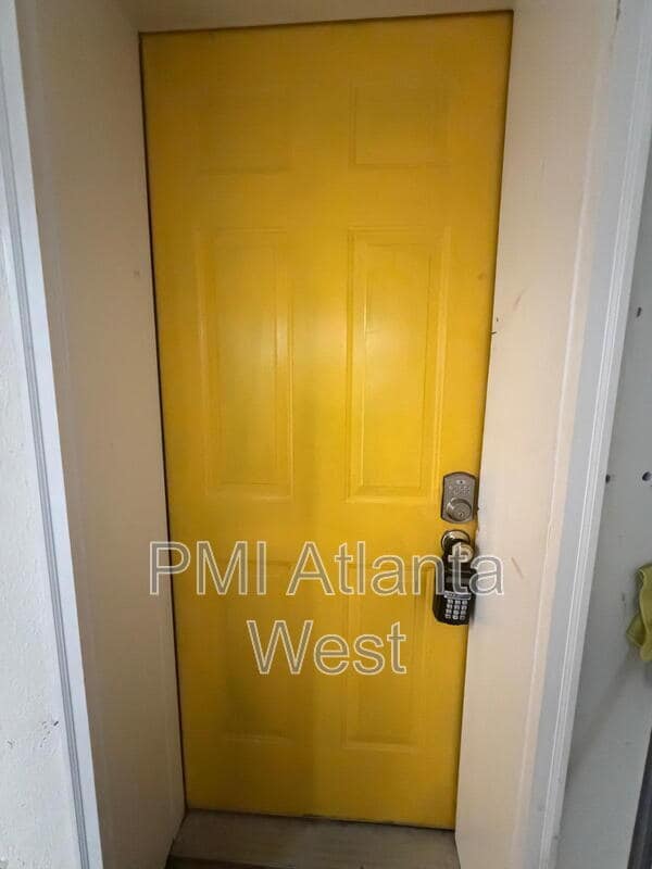 property at 1500 Avon Ave SW