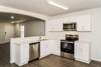 8935 Bonnie Butler in San Antonio, TX - Building Photo - Building Photo