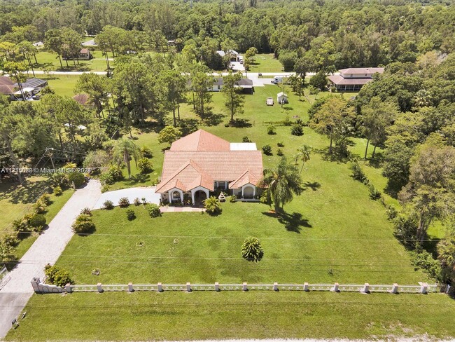 17084 33rd Rd N in Loxahatchee, FL - Building Photo - Building Photo